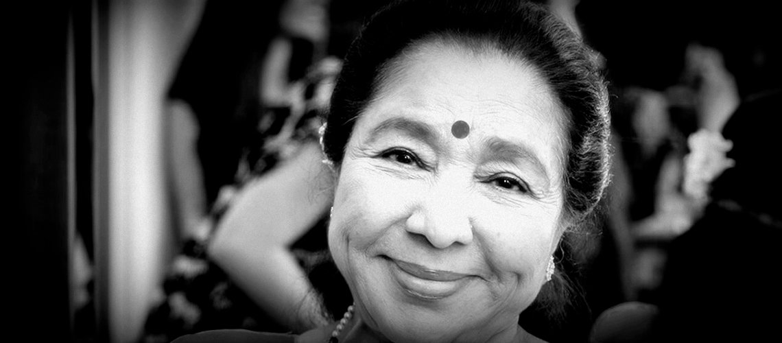 Legendary Singer Asha Bhosle Passes Away at 92