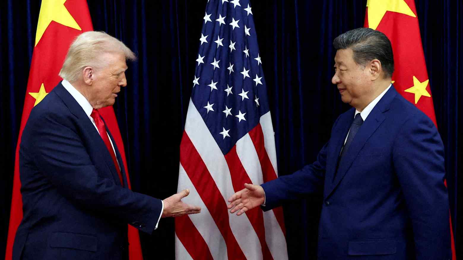 Top US Tech and Business Executives Join Trump on China Visit